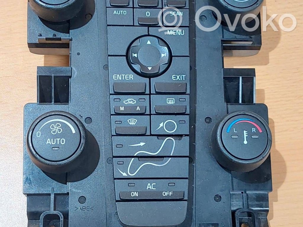 Volvo V50 Climate control unit 