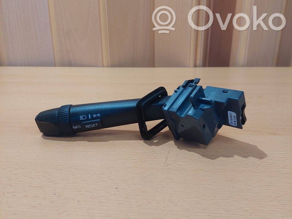 Volvo XC90 Indicator stalk 