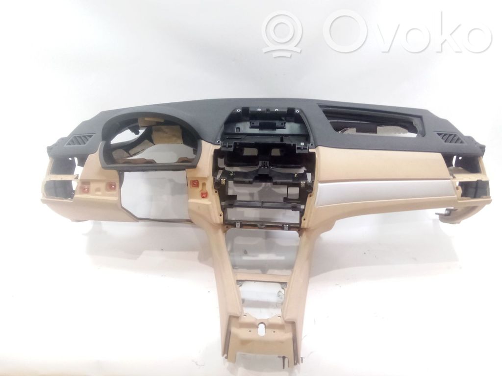 BMW X3 E83 Panelė 