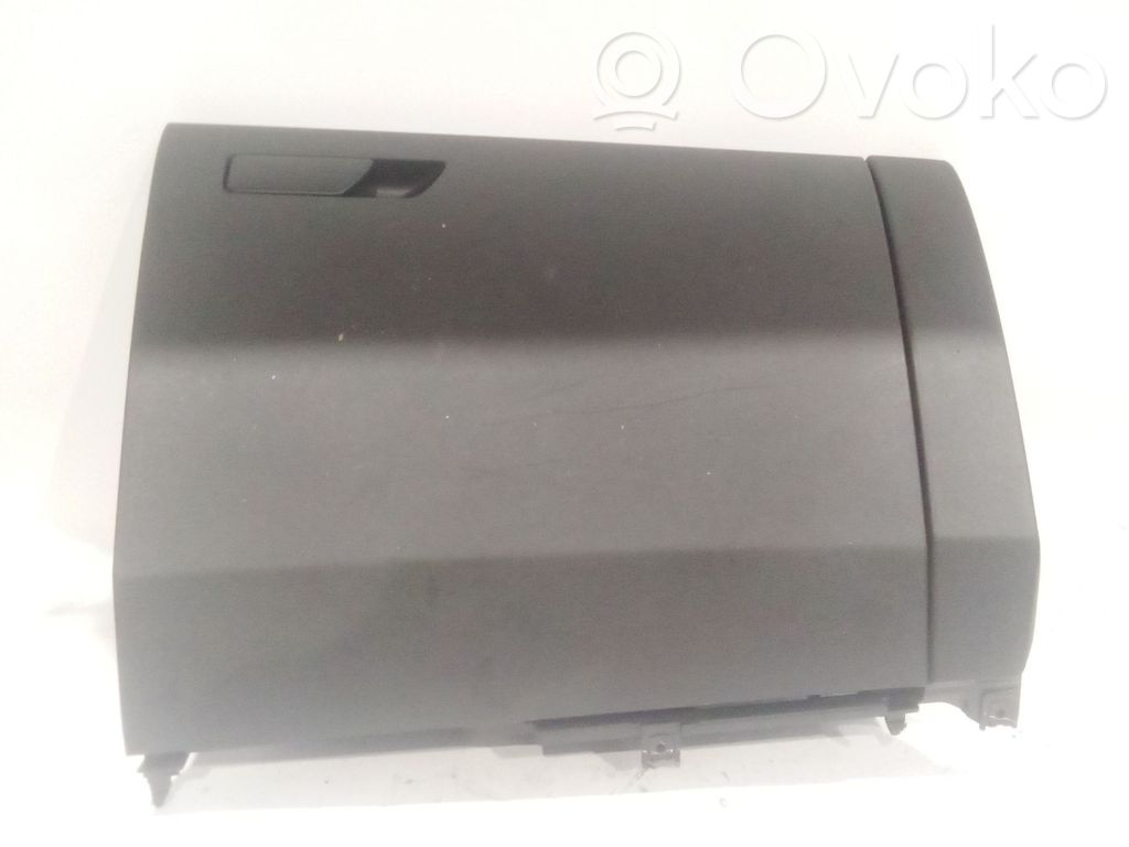 Cupra Formentor Handschuhfach 