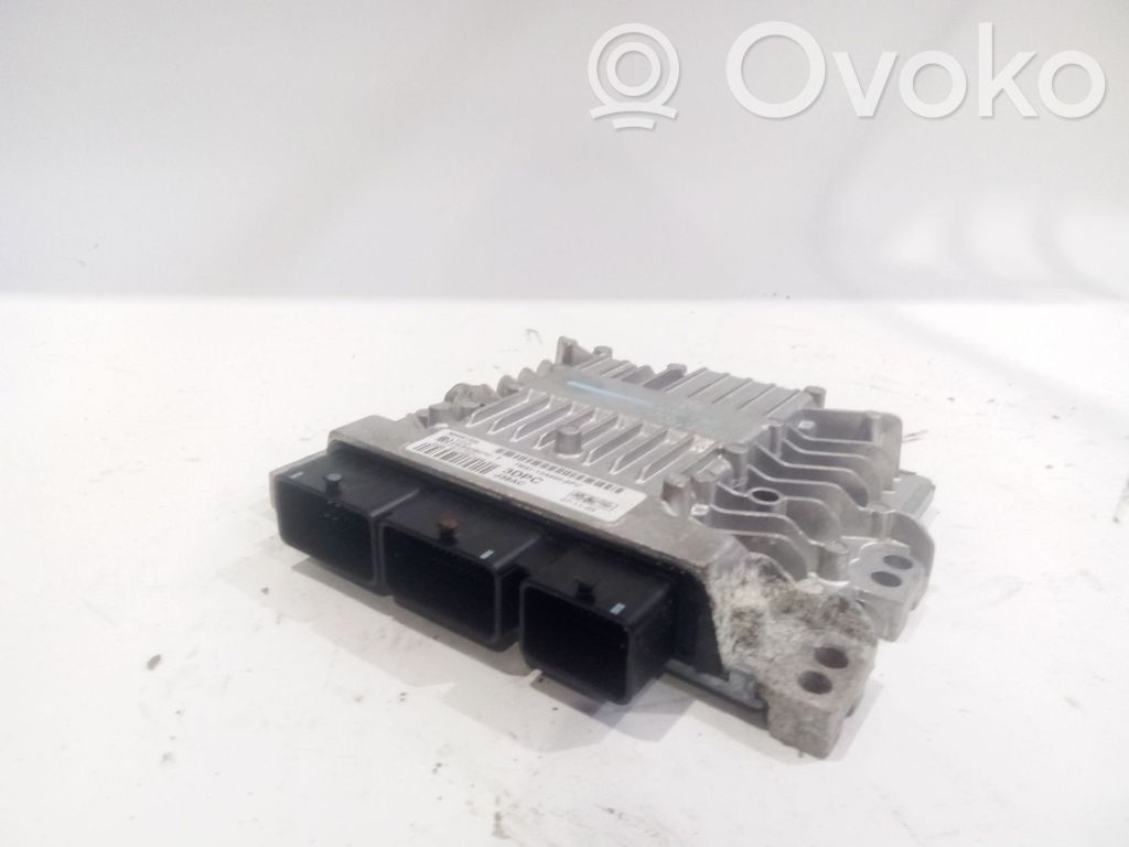 Ford Focus Engine control unit/module 