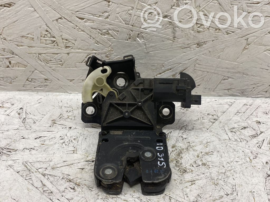 Audi A4 S4 B8 8K Tailgate/trunk/boot lock/catch/latch 