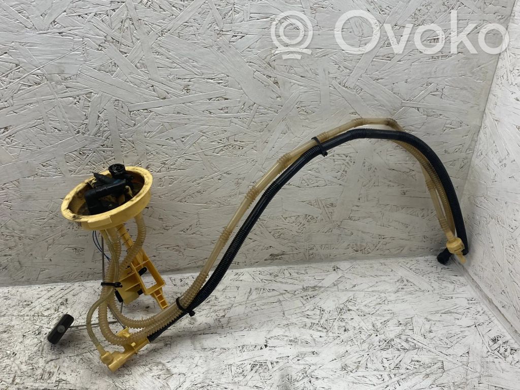 BMW 3 E90 E91 Fuel level sensor 