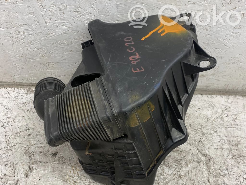 BMW 3 E92 E93 Air filter box 