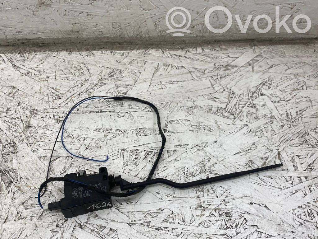 BMW 3 E90 E91 Central locking motor 