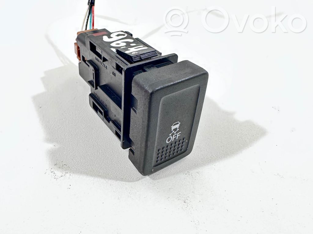 Suzuki Vitara (LY) Traction control (ASR) switch 