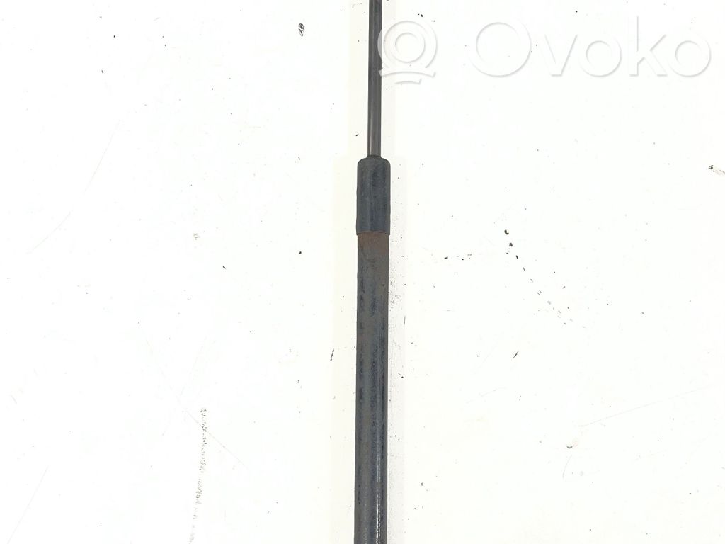 BMW 3 E90 E91 Tailgate/trunk strut/damper 