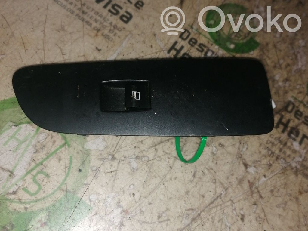 Electric window control switch   9162997,15939966