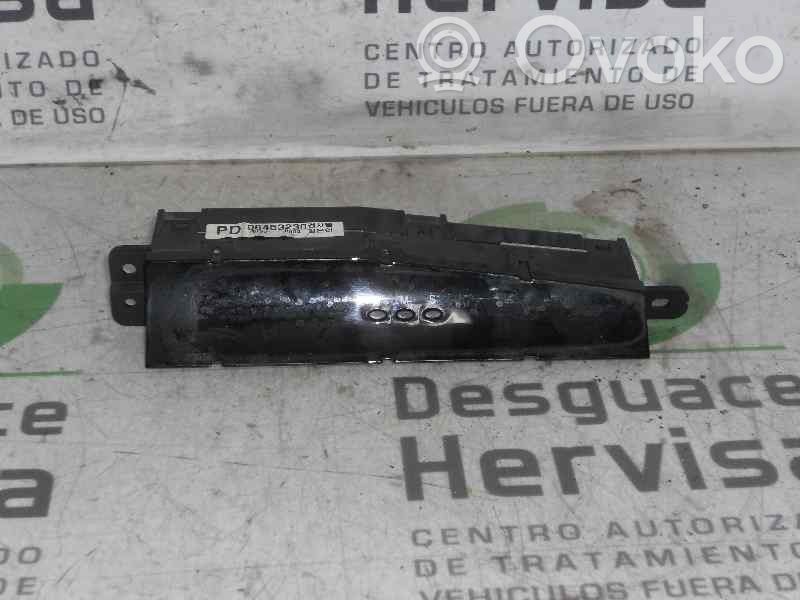 Daewoo Evanda Head up display screen 