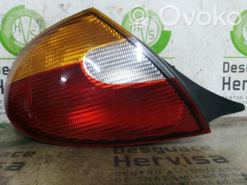 Chrysler Neon I Luci posteriori 