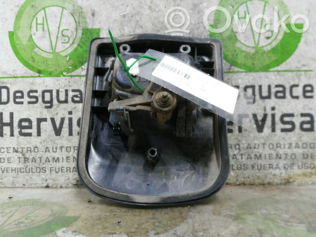 Manecilla externa puerta delantera
