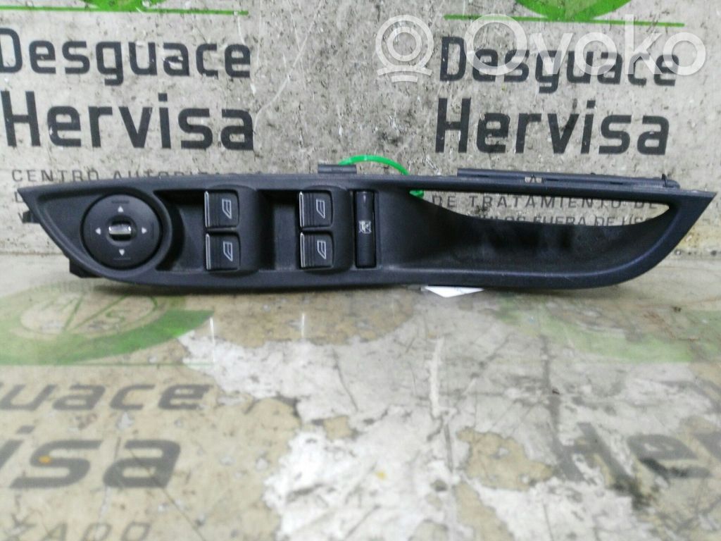 Comutator comandă geamuri electrice   AM5T14A132AA