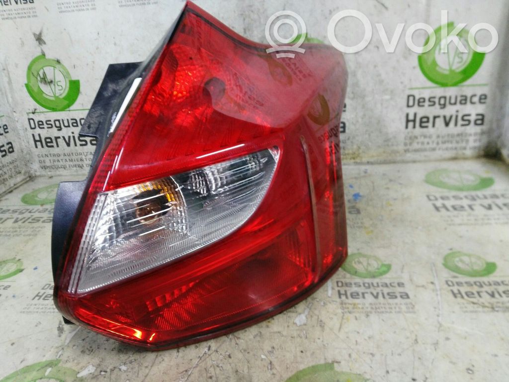 Lampa tylna