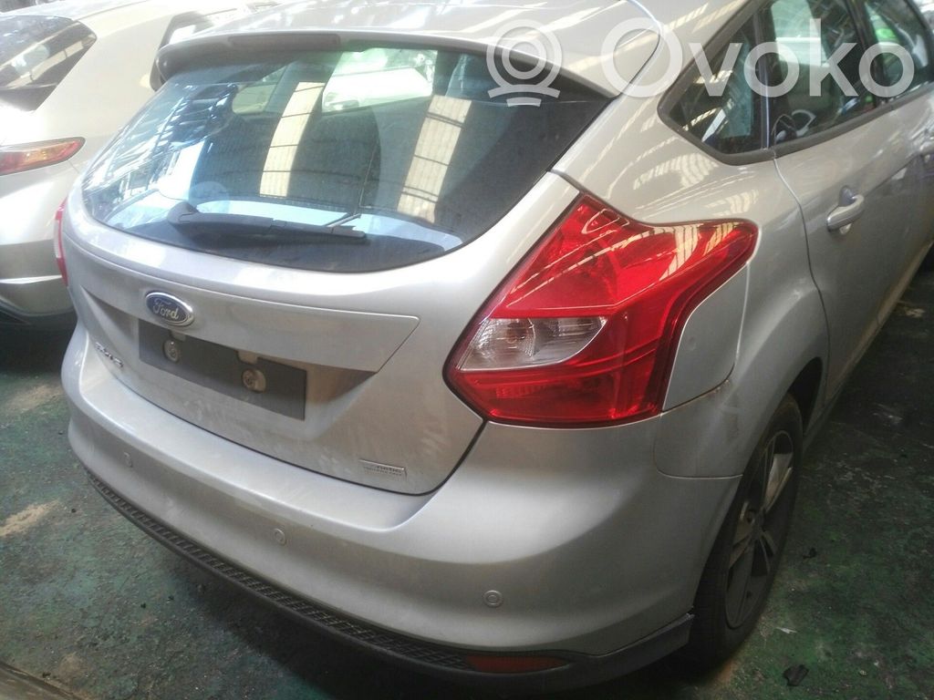 Rear door