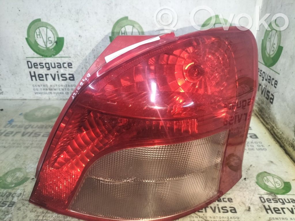 Toyota Yaris Lampă spate în caroserie 