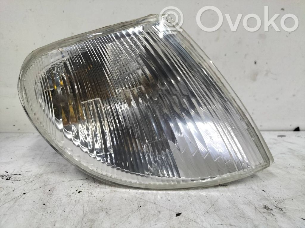 Phare frontale   085621506RF