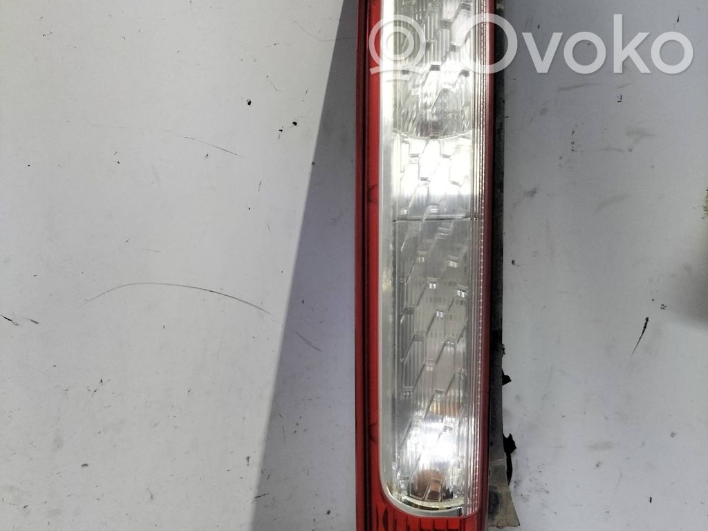 Luz trasera/de freno   8M5113404,8M5113404