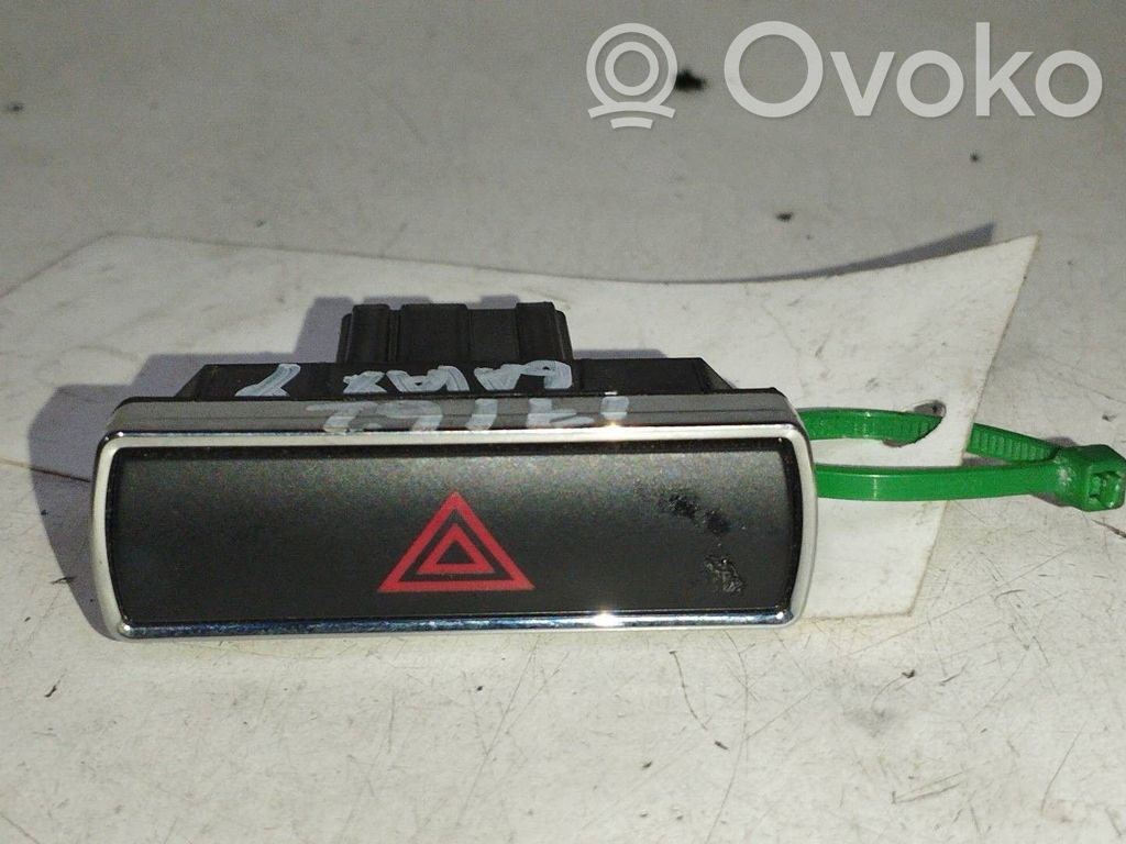Botón interruptor de luz de peligro   13A350AA,13A350AA
