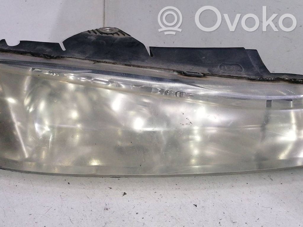 Peugeot 406 Faro/fanale 