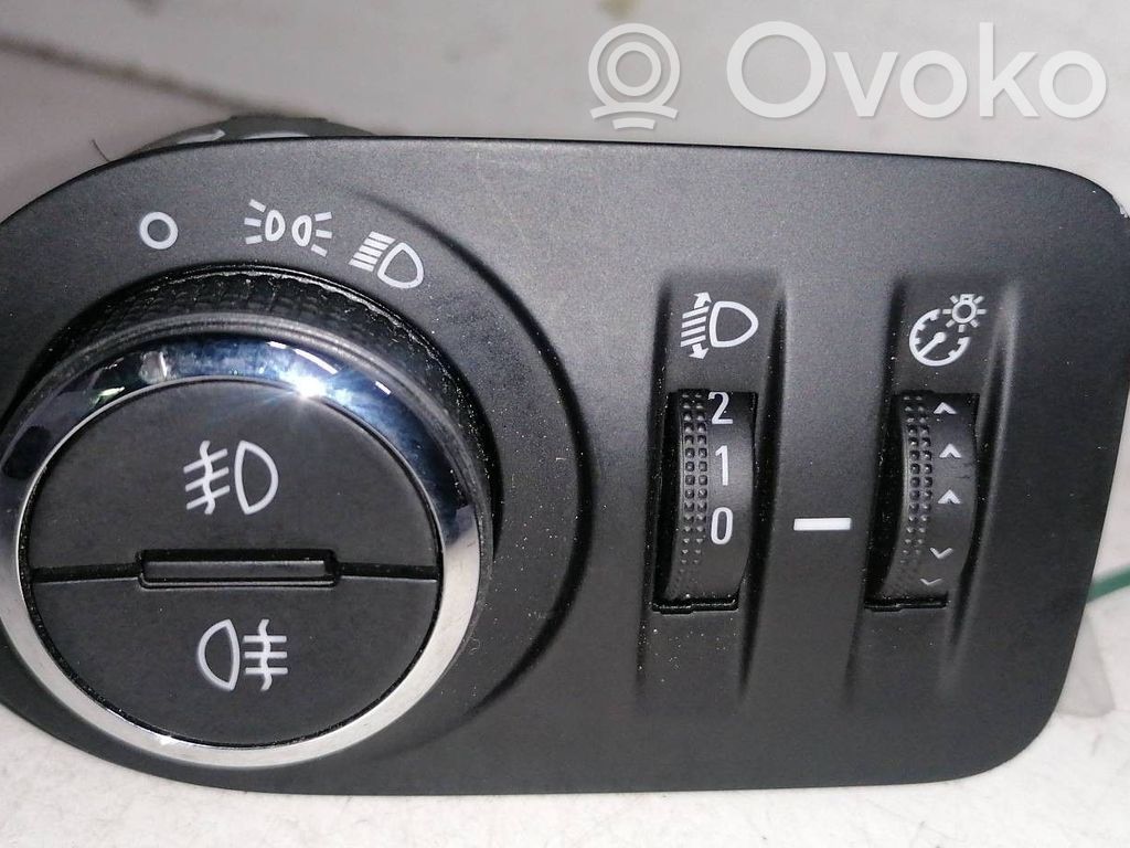 Opel Corsa E Comutator lumini bord 
