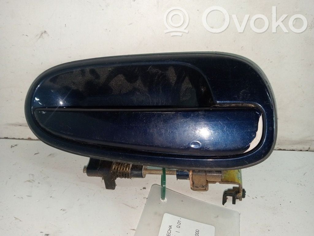 Manecilla externa puerta trasera   8366017000