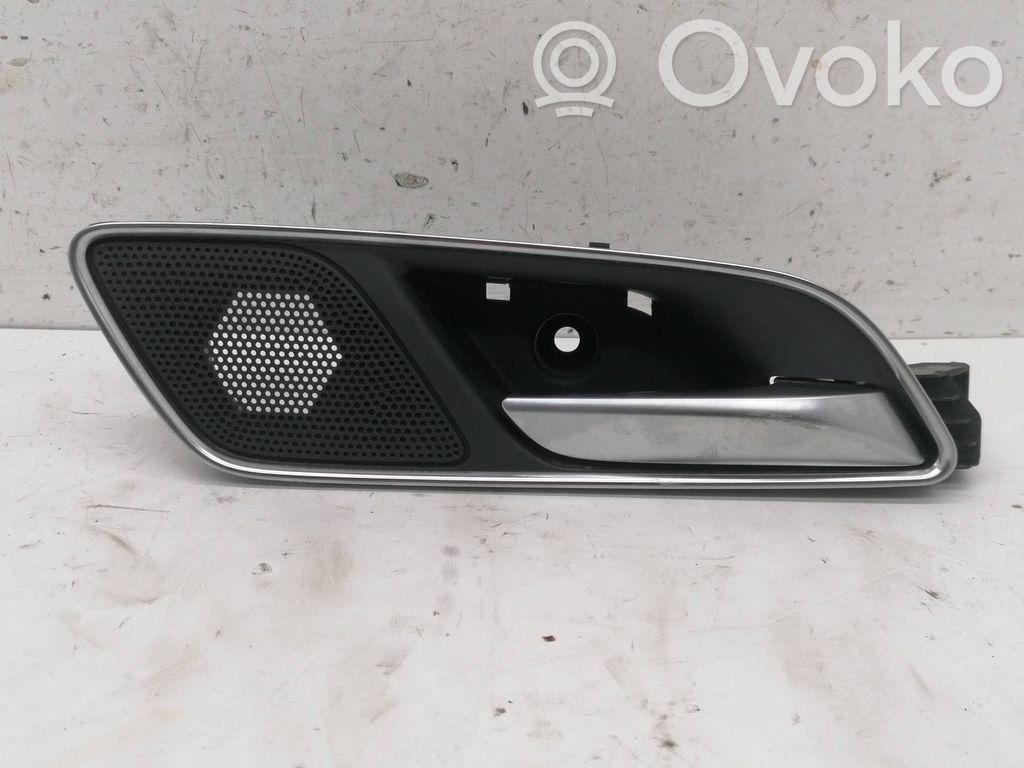 Manecilla interna puerta trasera   10530915