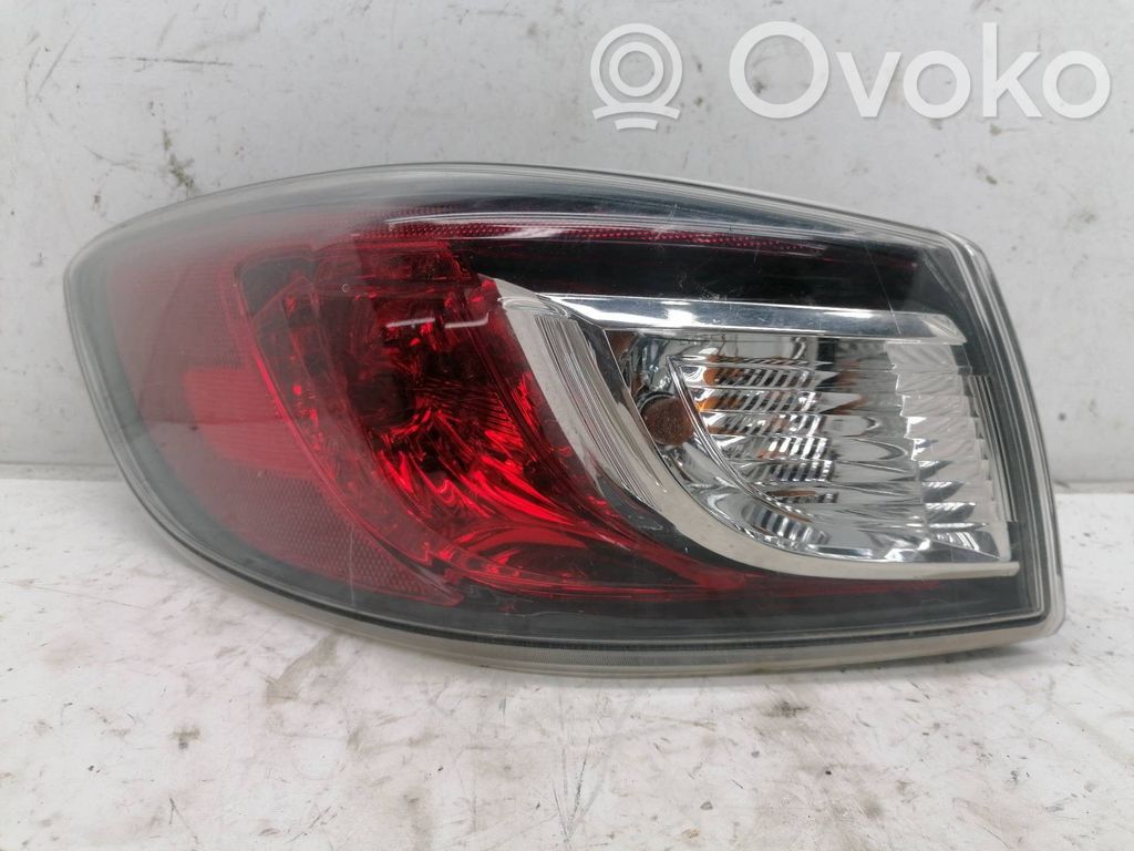 Mazda 3 II Feux arrière / postérieurs