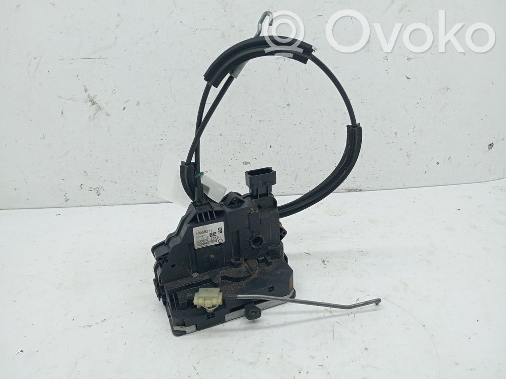Opel Corsa D Încuietoare ușă față 