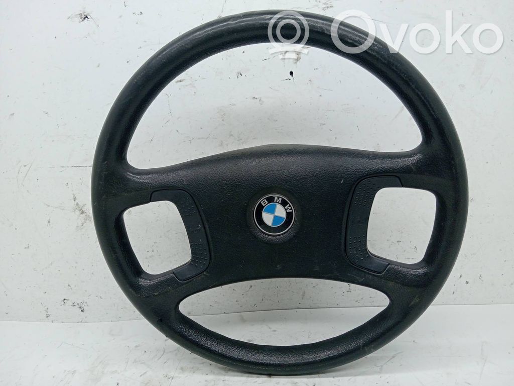 BMW 3 E30 Vairas 