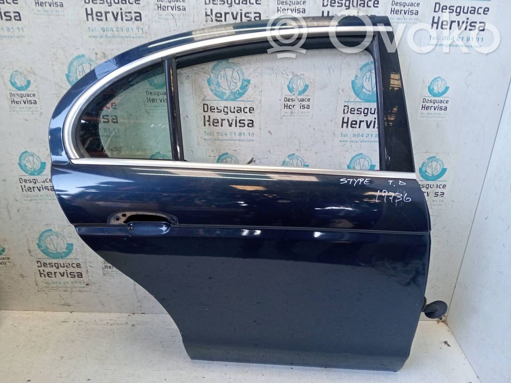 Puerta trasera