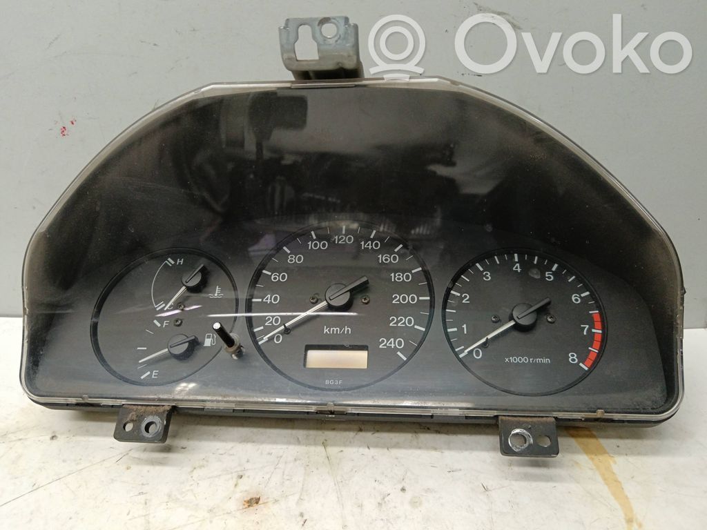 Mazda 323 F Tachimetro (quadro strumenti) 