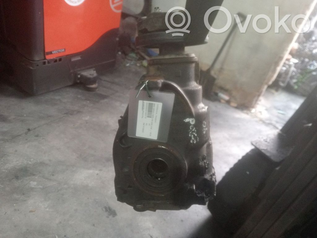 Rear differential   757280401
