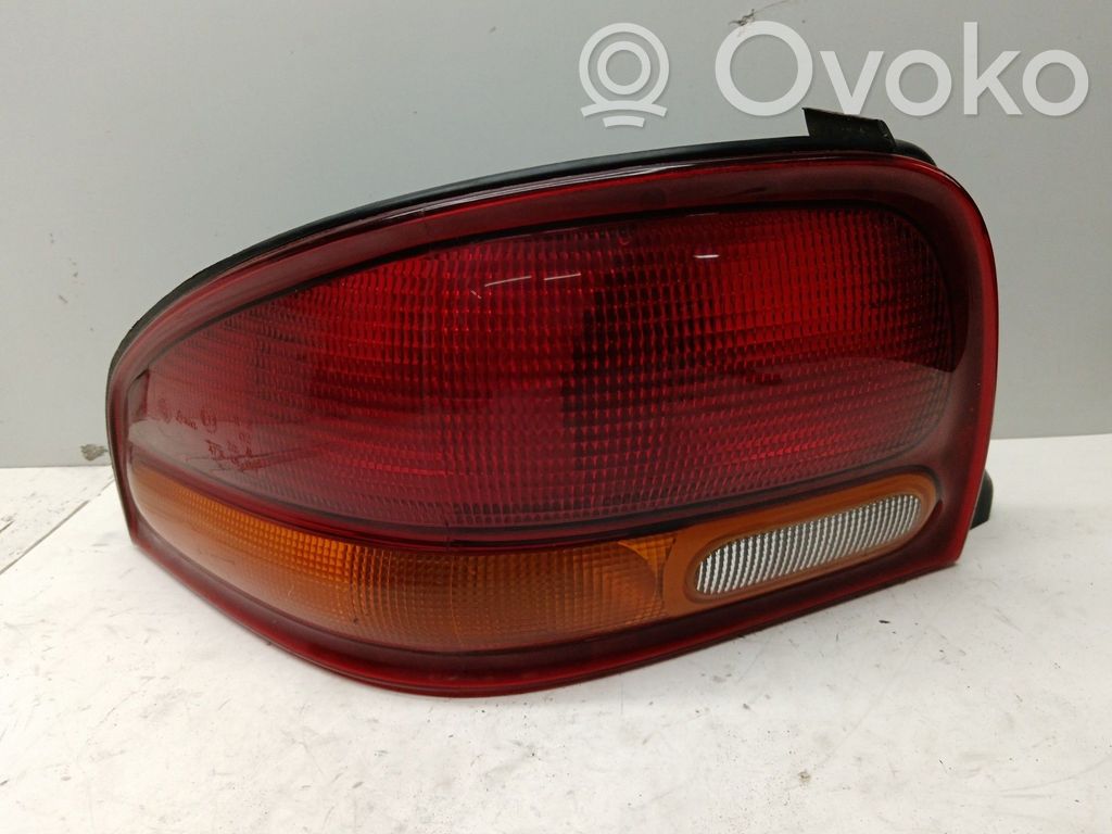 Chrysler Stratus Galinis žibintas kėbule 
