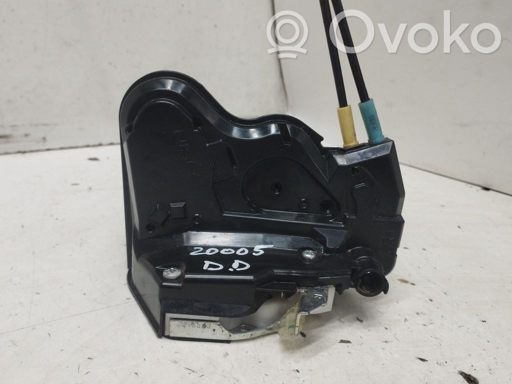 Suzuki Swift III Serratura portiera anteriore