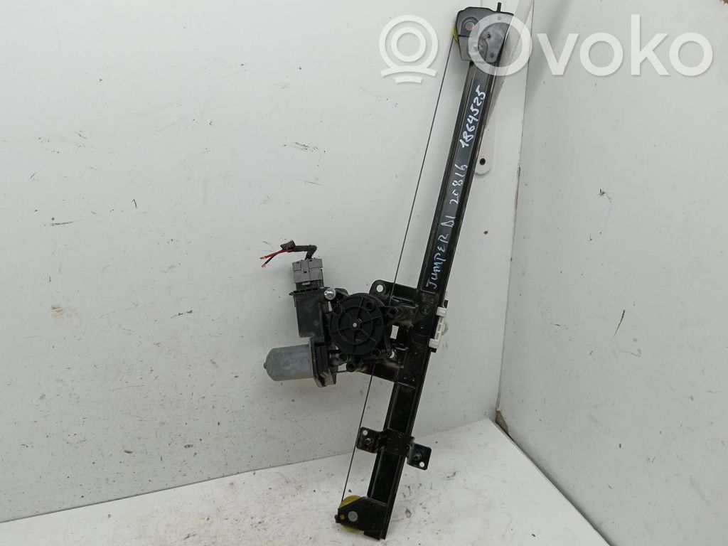 Regulador manual de la ventanilla delantera   73002003