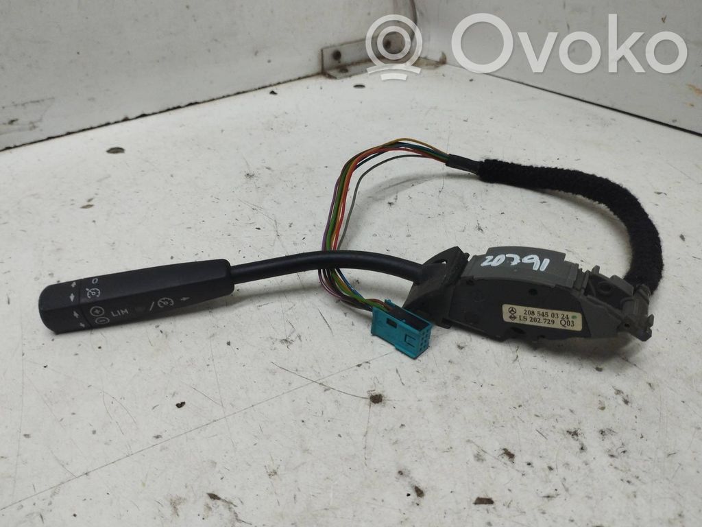 Mercedes-Benz E W210 Ohjauspyörän painikkeet/kytkimet 