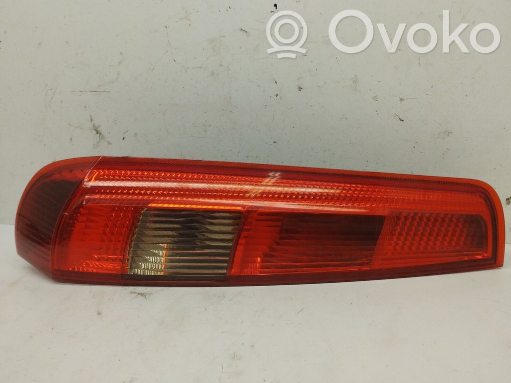 Ford Fiesta Lampa tylna 