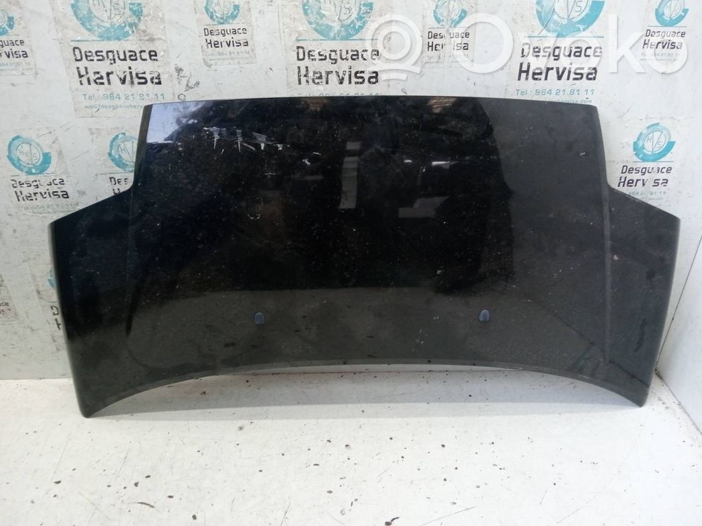 Couvercle, capot moteur
