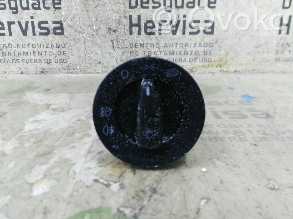 Interruptor de control del panel de luces   1C0941531A