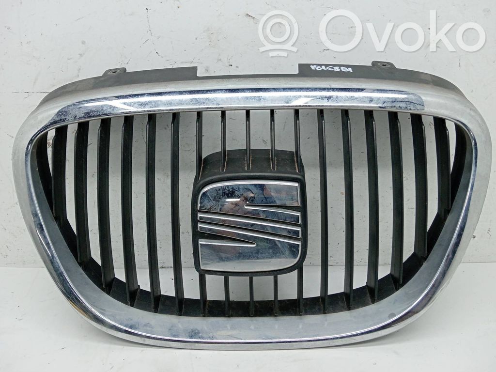 Seat Altea Grilă față 