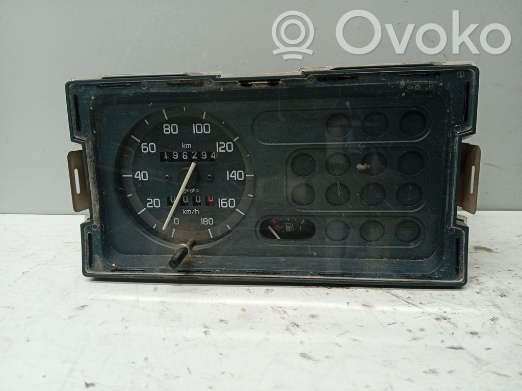Renault Express Spidometrs (instrumentu panelī) 