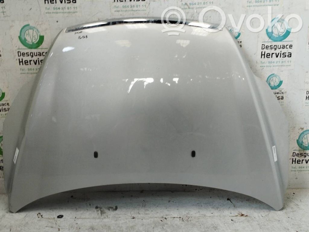 Couvercle, capot moteur