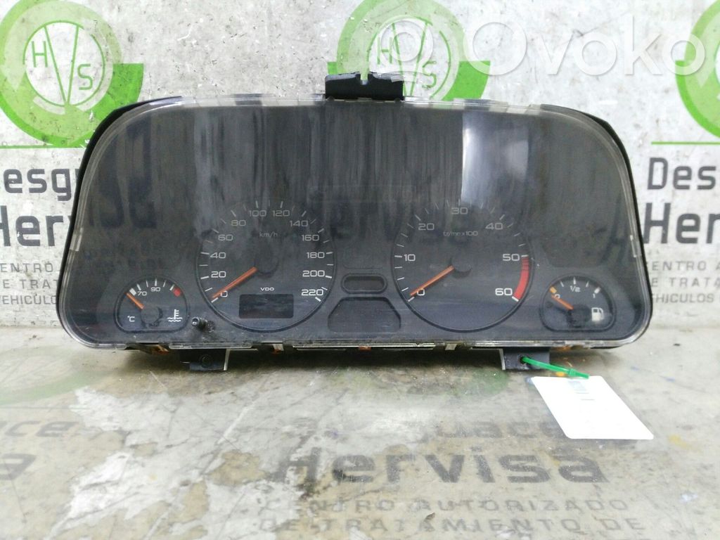 Peugeot 306 Nopeusmittari (mittaristo)