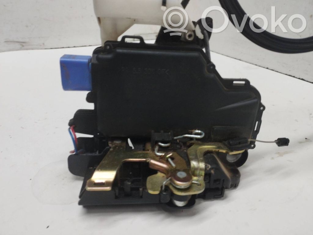 Volkswagen Polo IV 9N3 Zamek drzwi przednich 