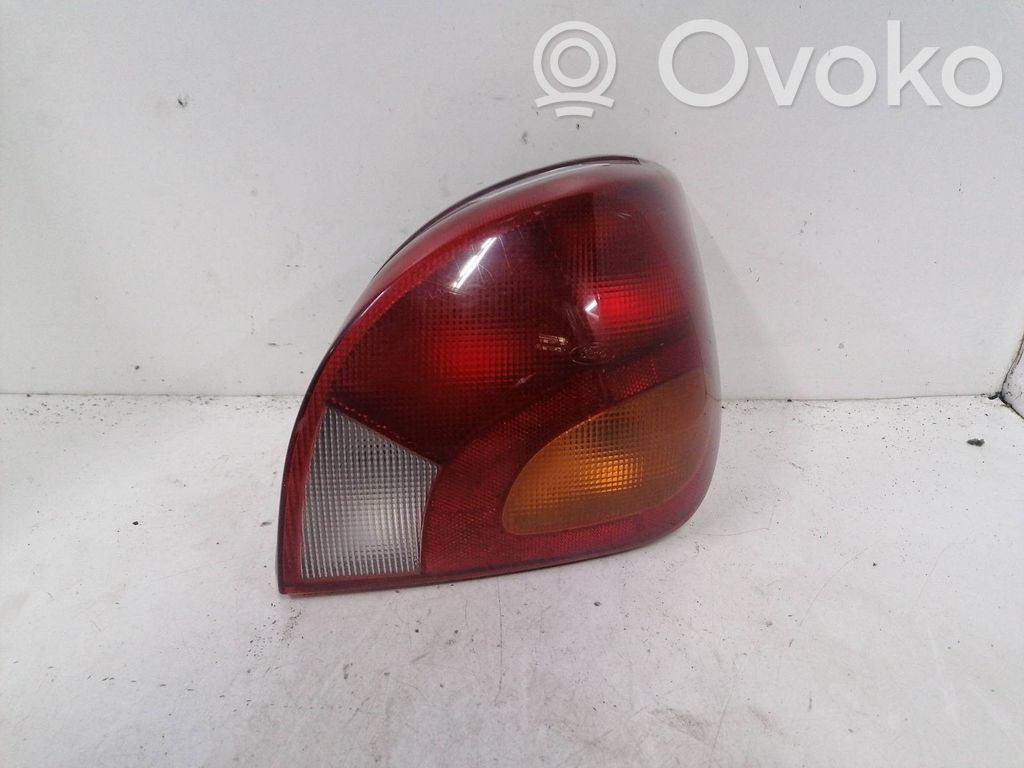 Lampa tylna
