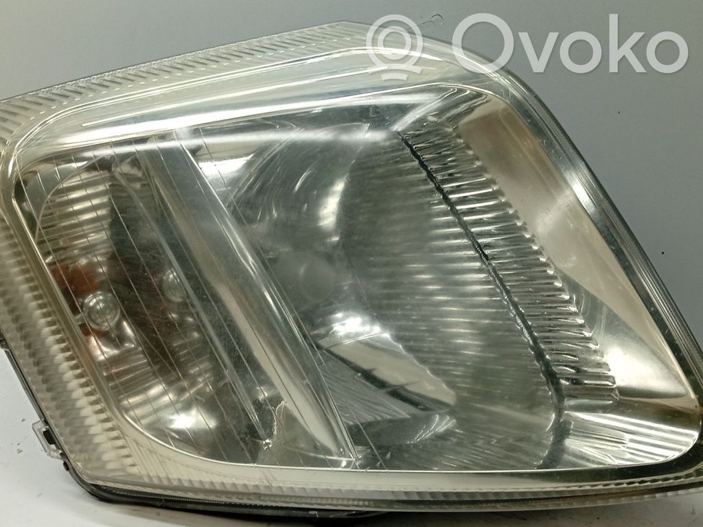 Citroen C2 Scheinwerfer 