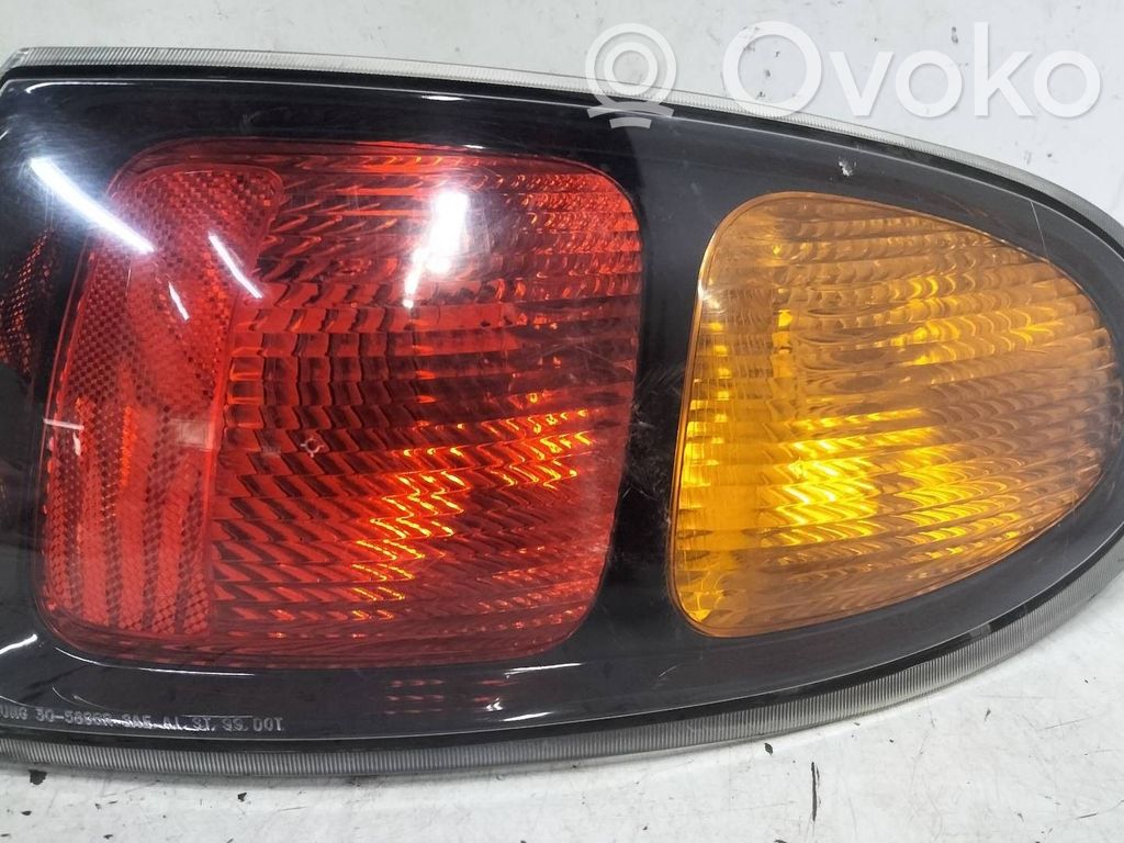 Daewoo Lanos Aizmugurējais lukturis virsbūvē 