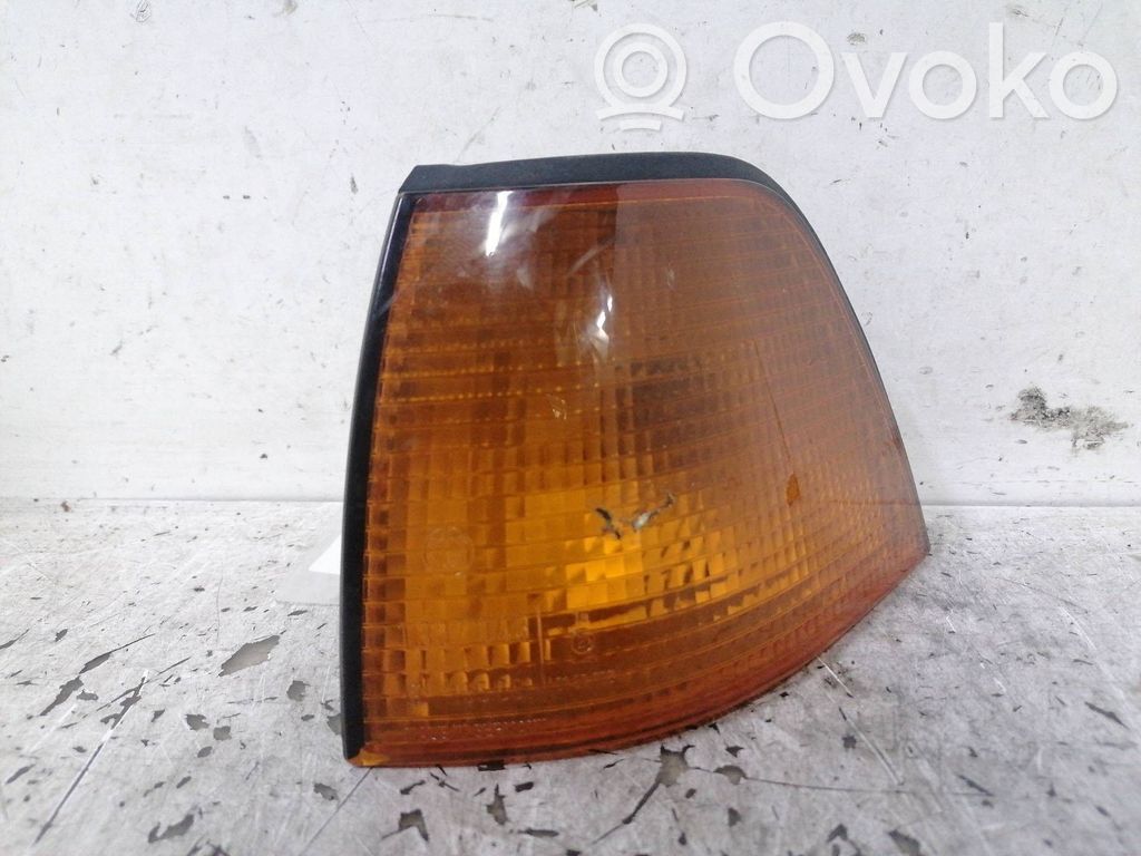 Headlight/headlamp   1387043,155051