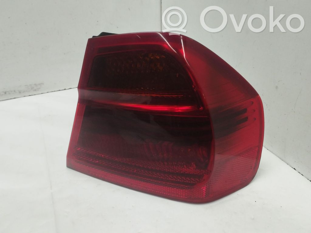 Rear/tail lights