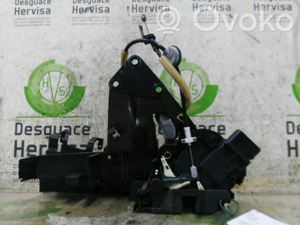 Ford Focus Front door lock 